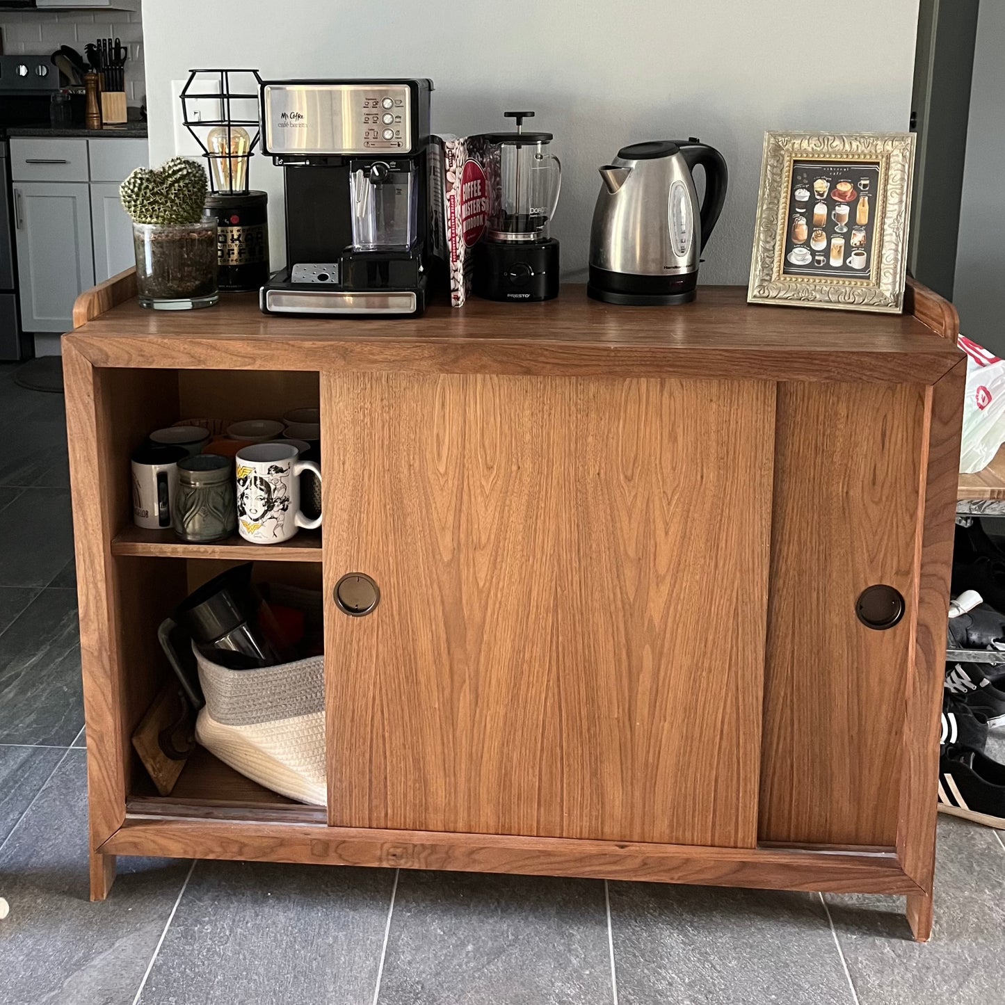 The Siarus - Coffee Bar/Credenza